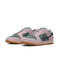 Nike SB Dunk Low - Mineral Slate/Dark Raisin