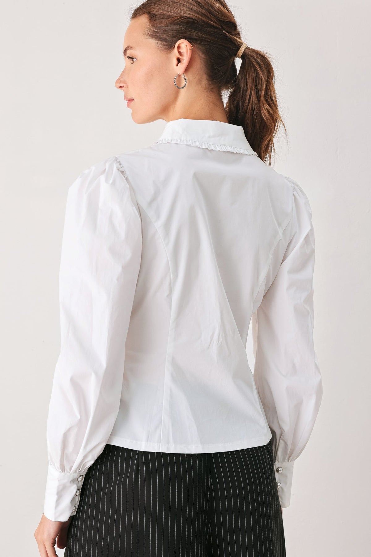 LONG-SLEEVE WOVEN TOP